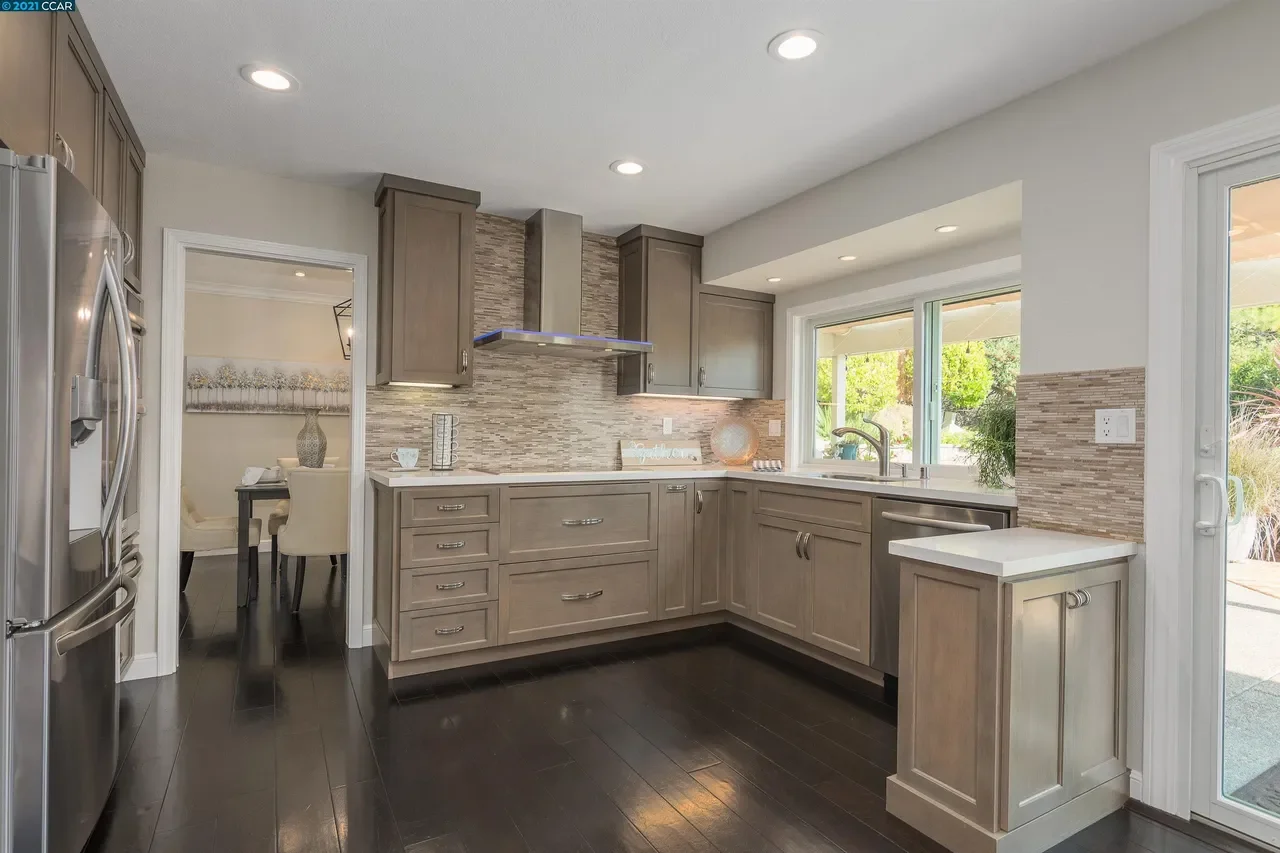 416 Saddlebrook Ln 009.webp