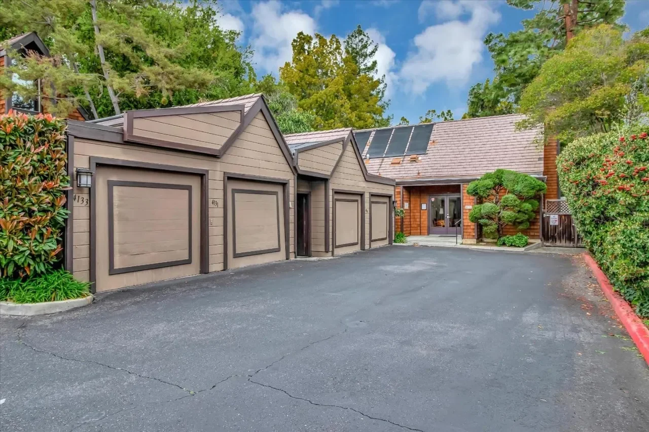 4108 Thain Way 044.webp