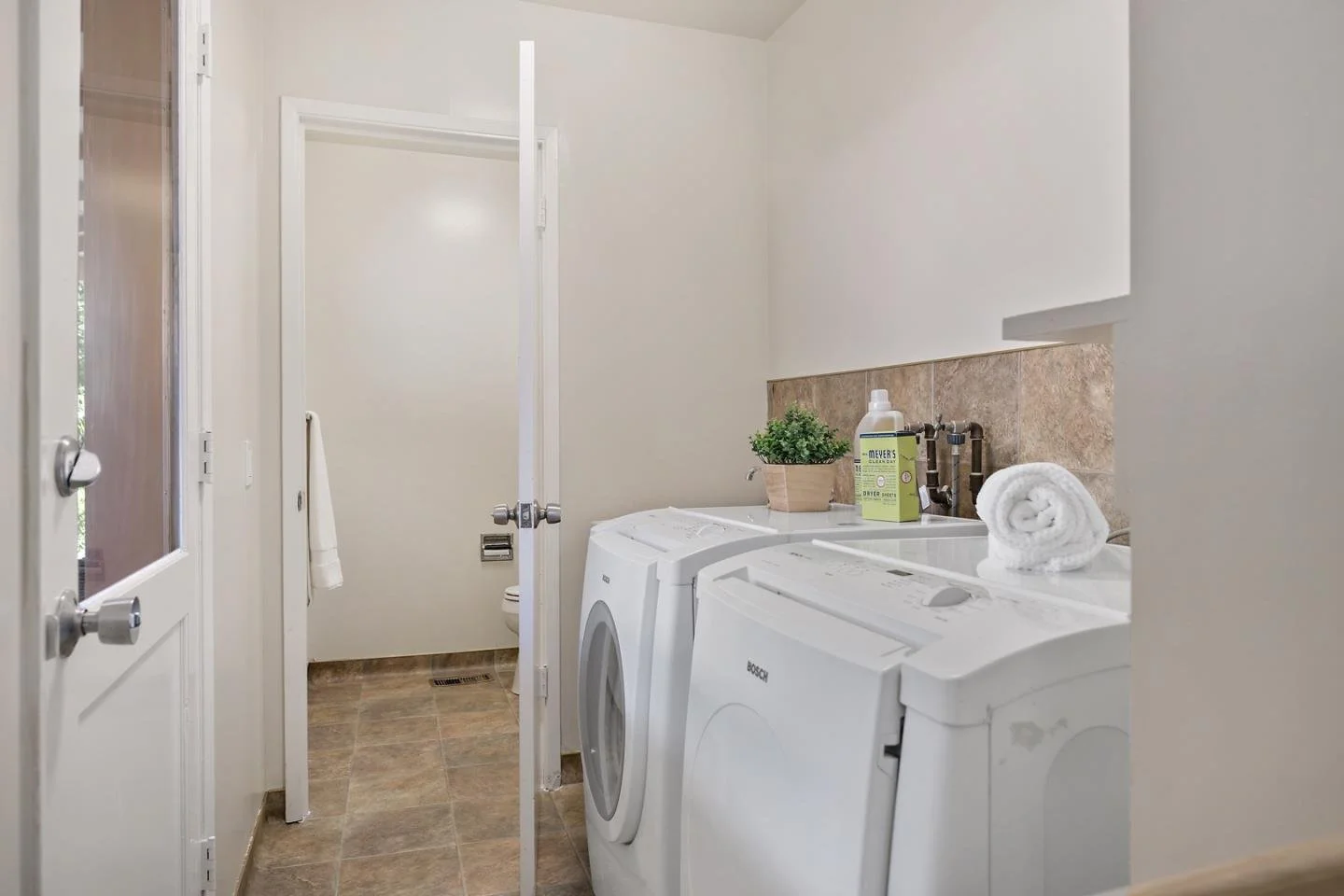 188 S Gordon Way 009.jpg