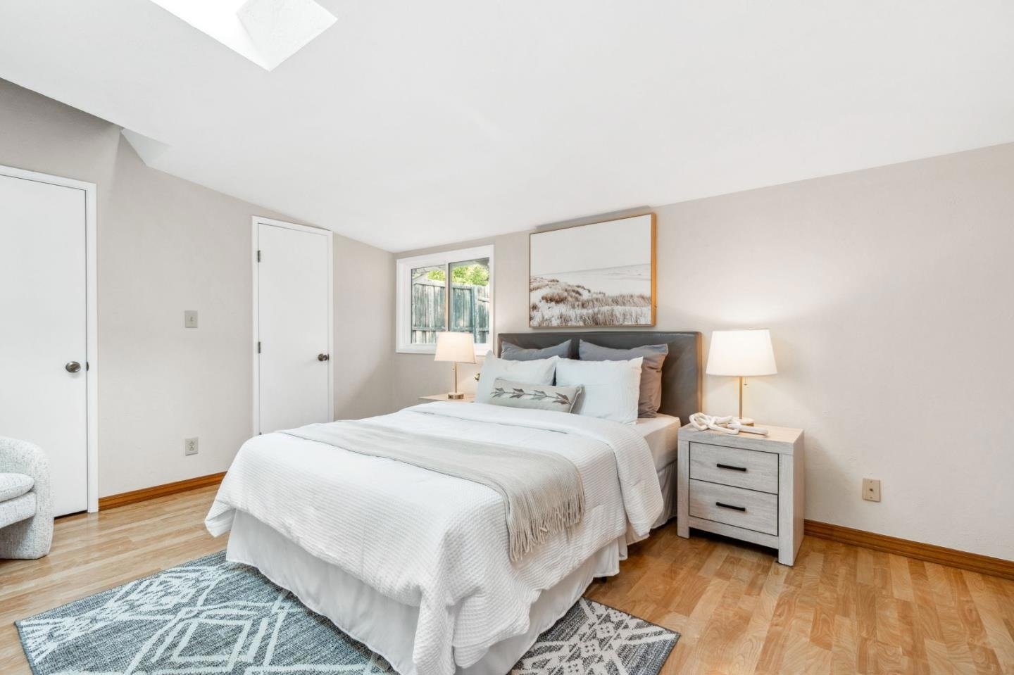 16220 Blossom Hill Rd 021.jpg