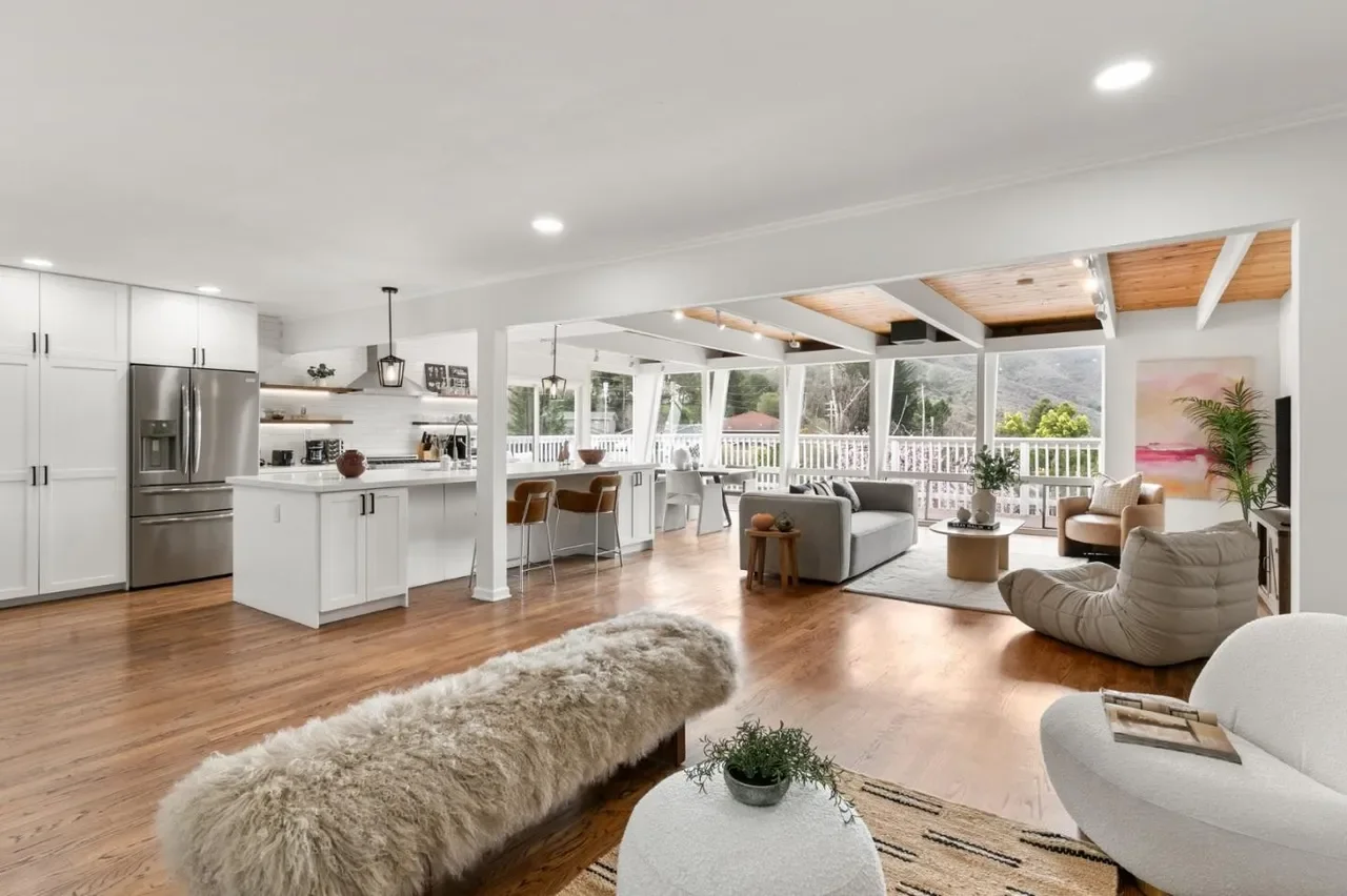 1 Sequoia Way 010.webp