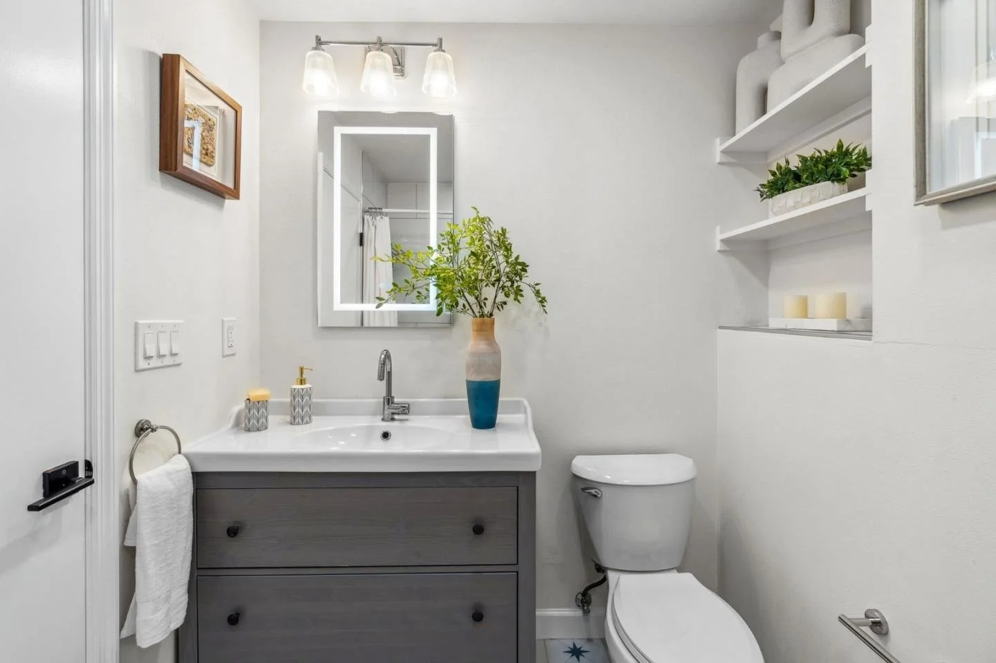 16220 Blossom Hill Rd 023.jpg