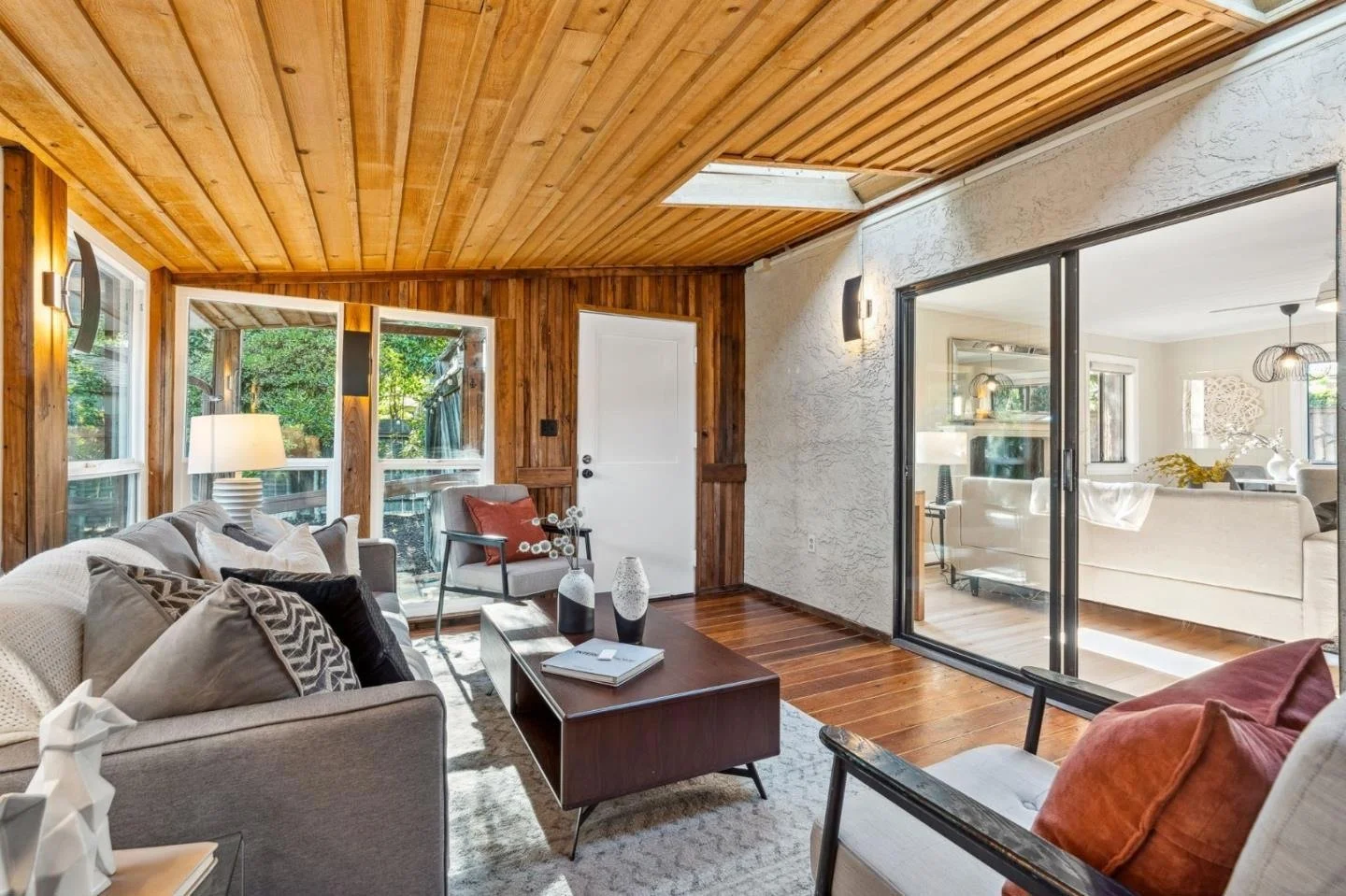 16220 Blossom Hill Rd 015.jpg