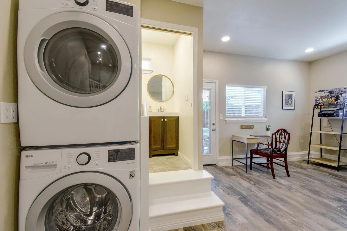 378 Flynn Ave 032.jpg