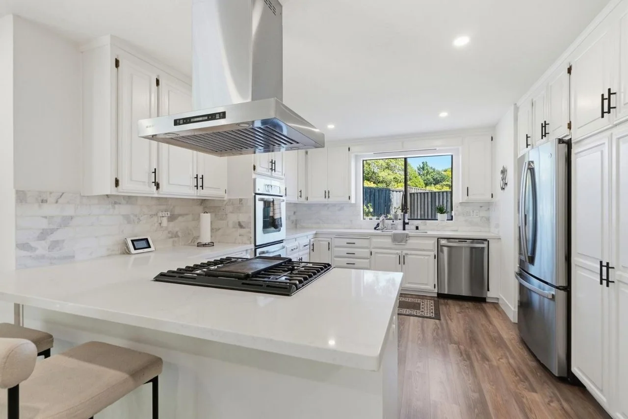 4206 Huntington St 023.jpg
