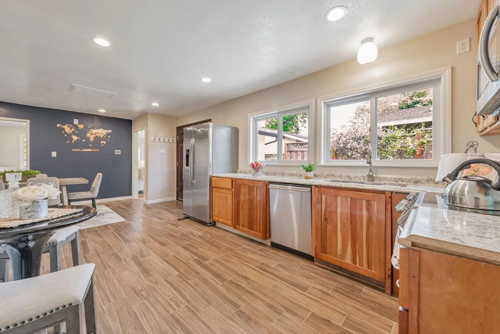 3135 Alameda De Las Pulgas 005.png