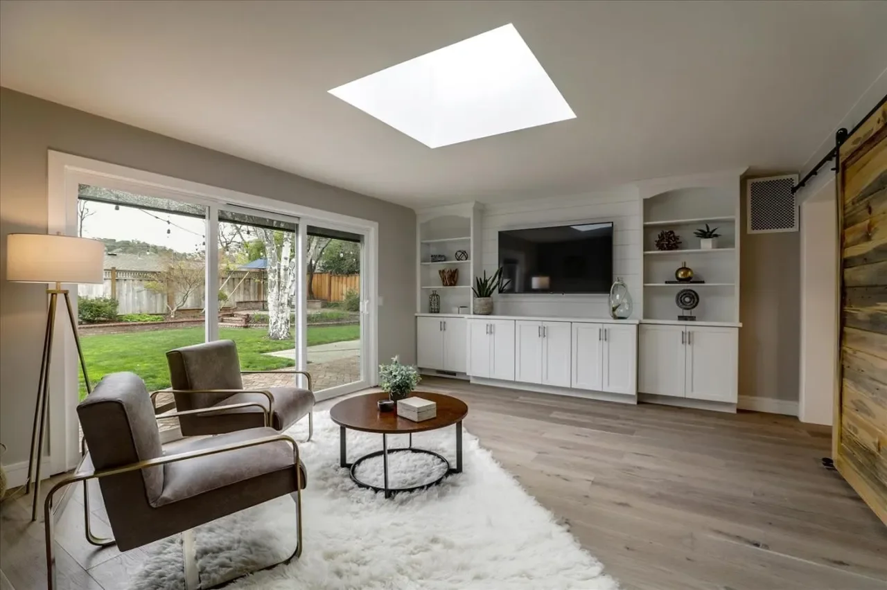 140 Stonybrook Rd 017.webp