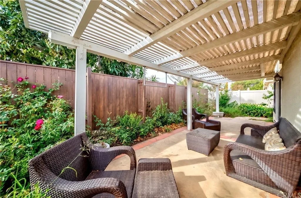 2175 Avenida San Antero 051.webp