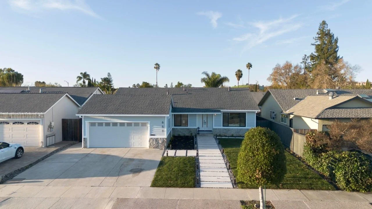 659 Meadow Creek Dr 053.jpg