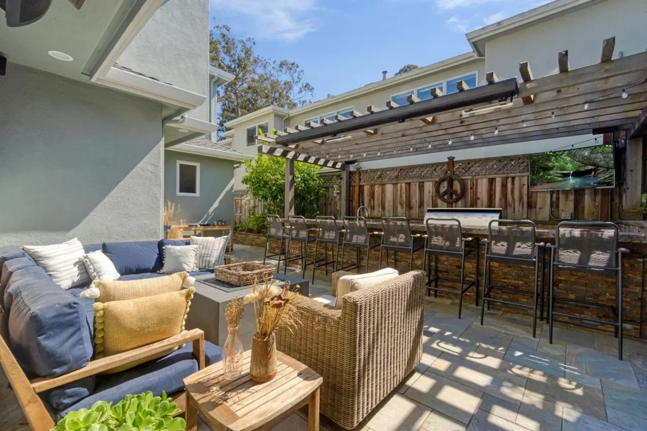 495 Coastview Dr 026.webp