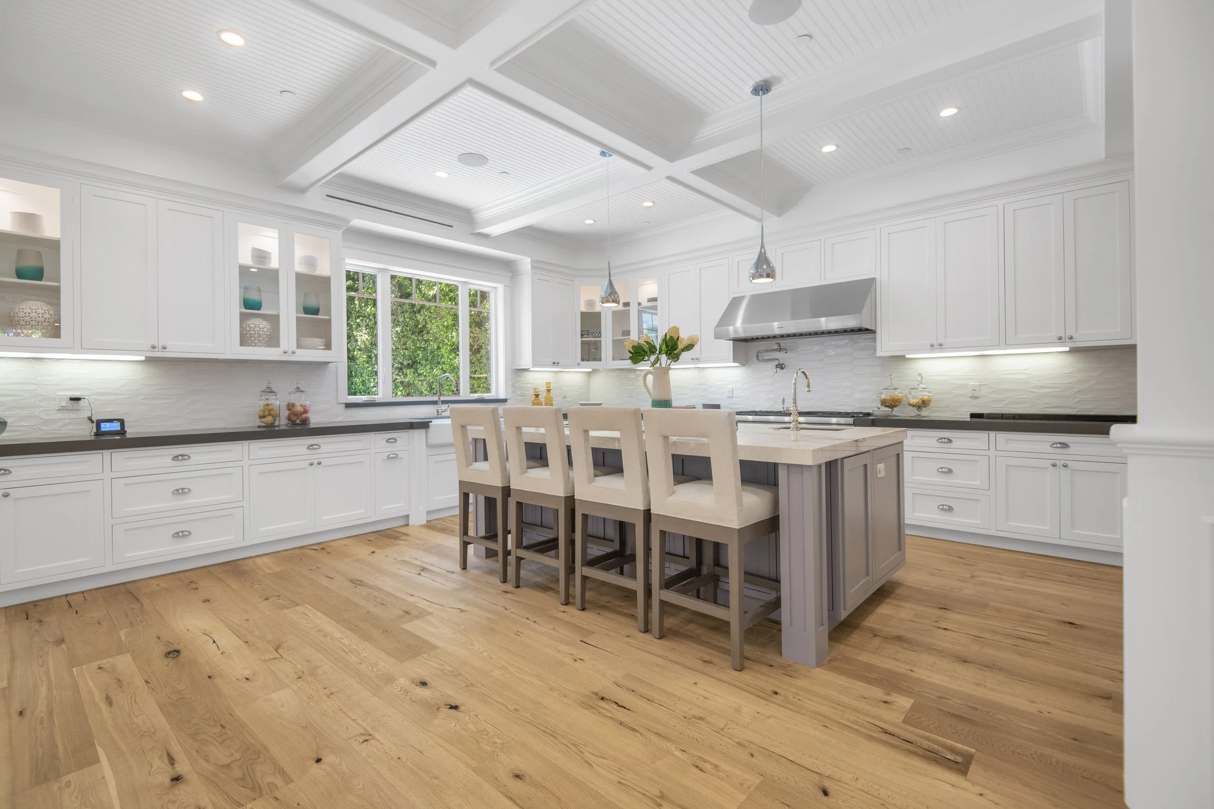 5111 Greenbush Ave kit 6.jpg