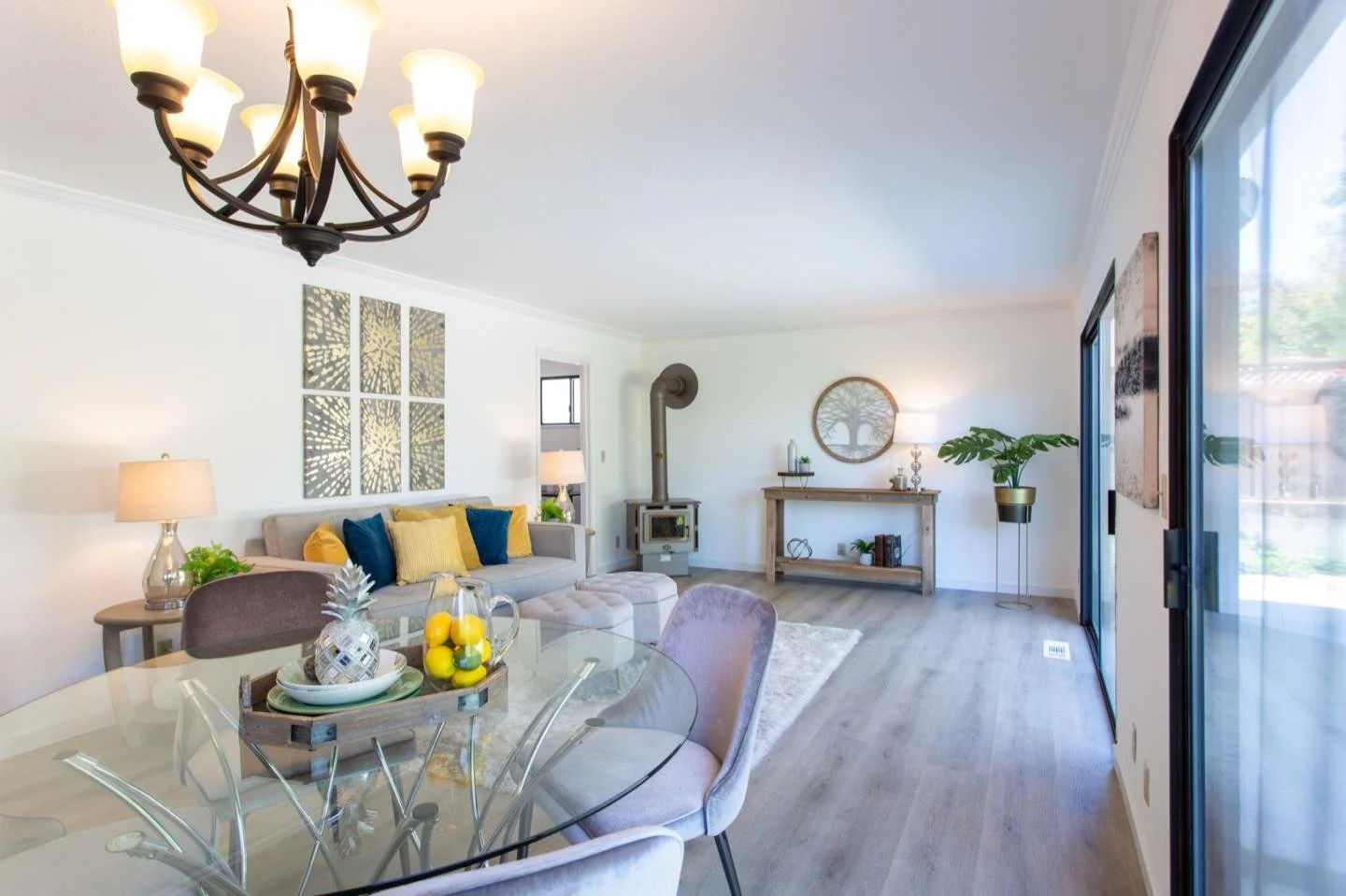 1601 Mantelli Dr 011.jpg