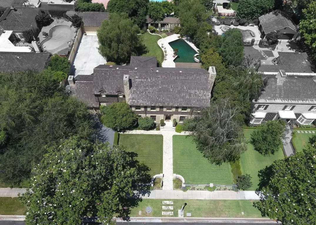 1351 Bedford Rd 028.webp