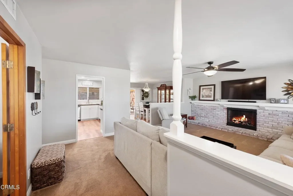 3090 Dwight Ave 004.webp