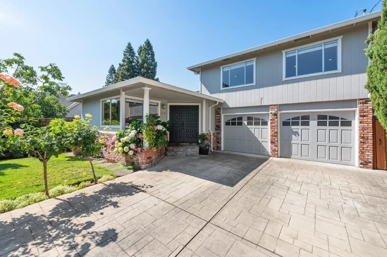 450 Beresford Ave 003.webp