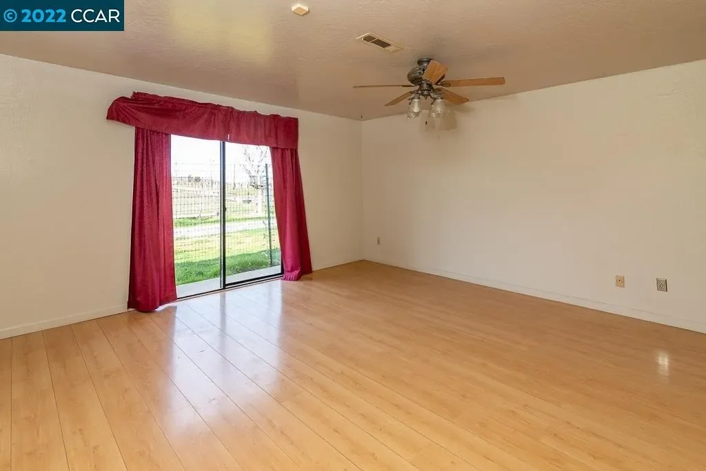 2759 Ranchito Dr 030.webp