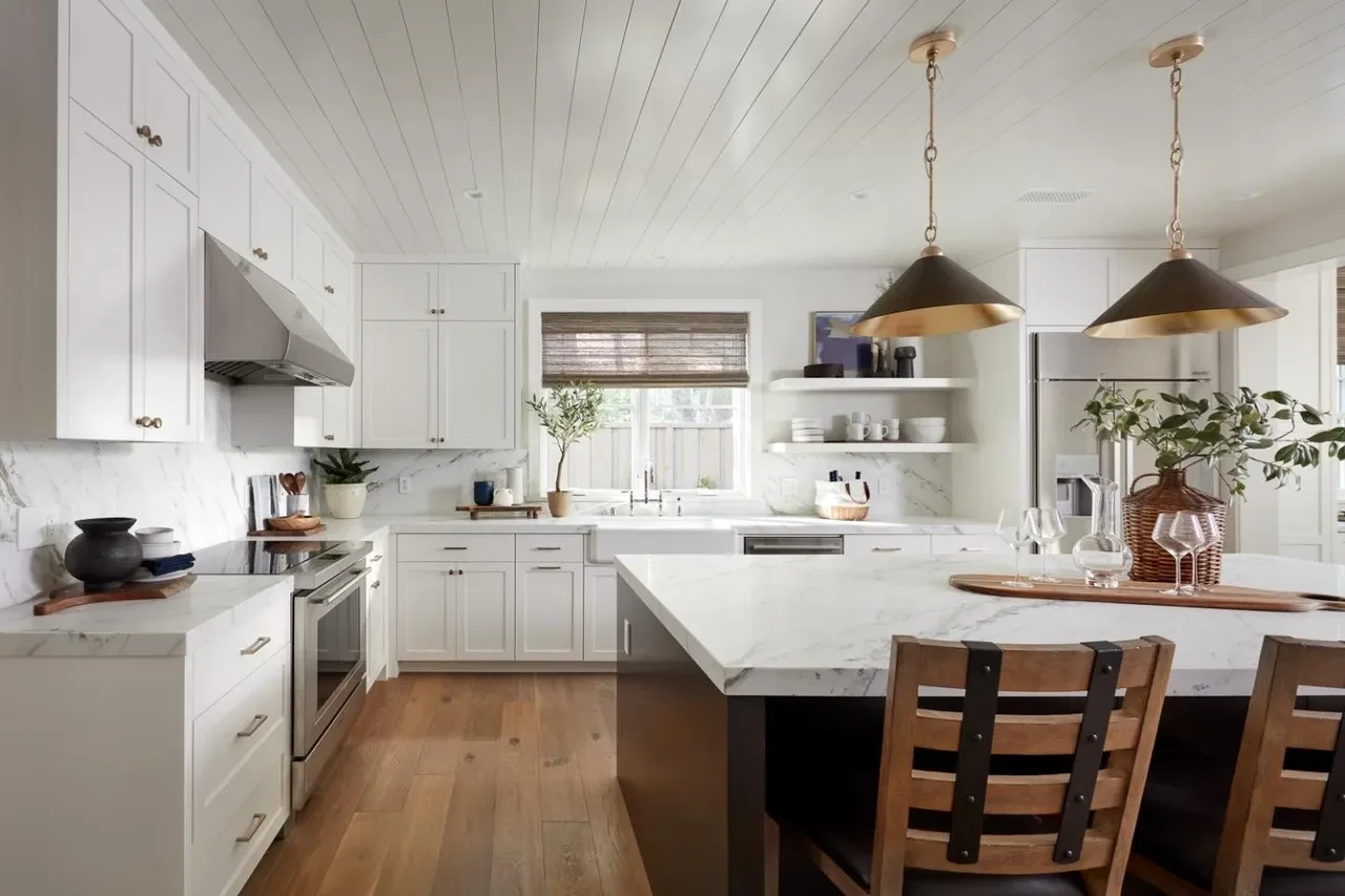 2116 Cully Pl 004.webp