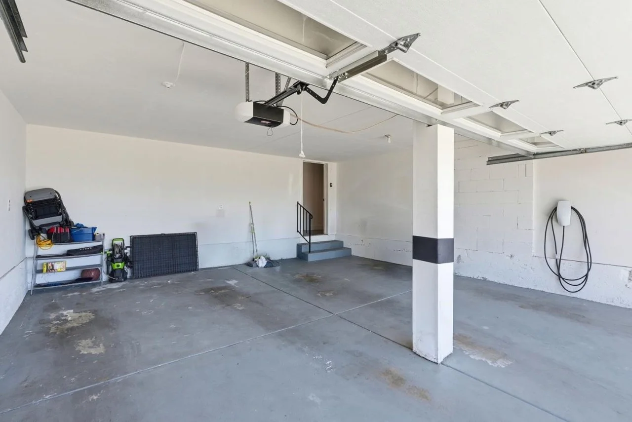 4206 Huntington St 056.jpg