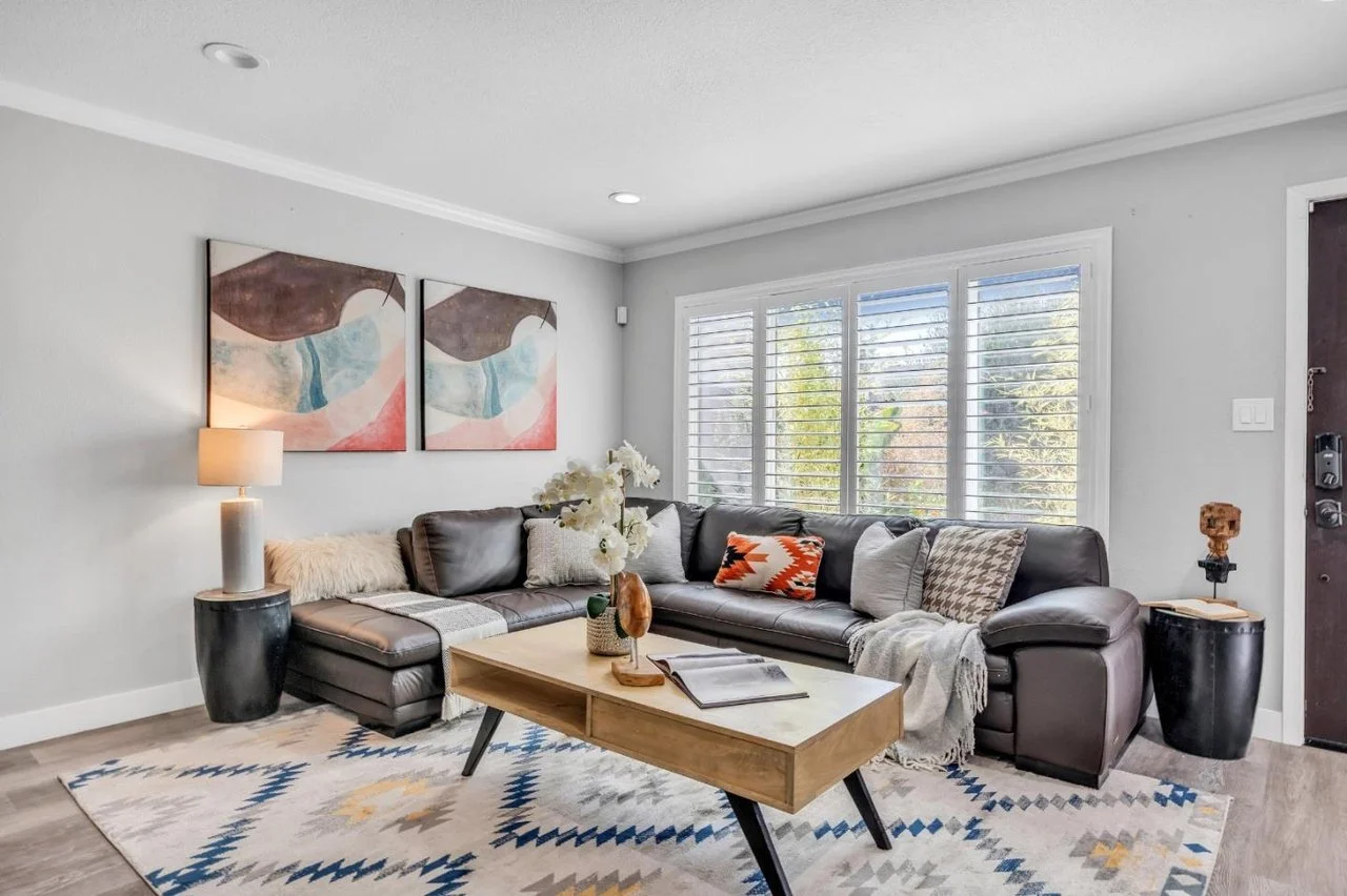 1192 Oakview Rd 006.jpg