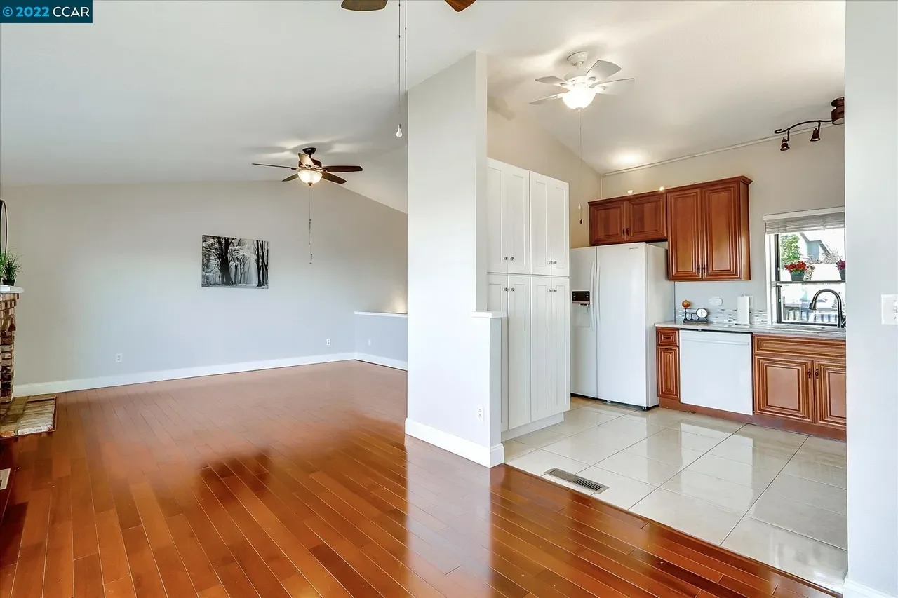 224 Manuel Ct 016.webp