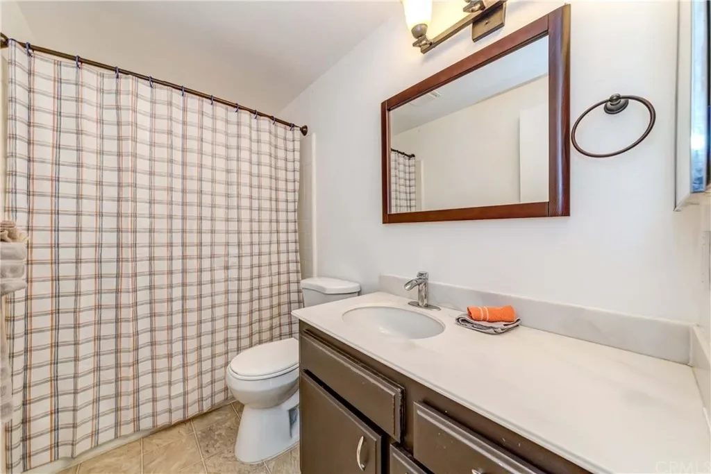 2175 Avenida San Antero 045.webp