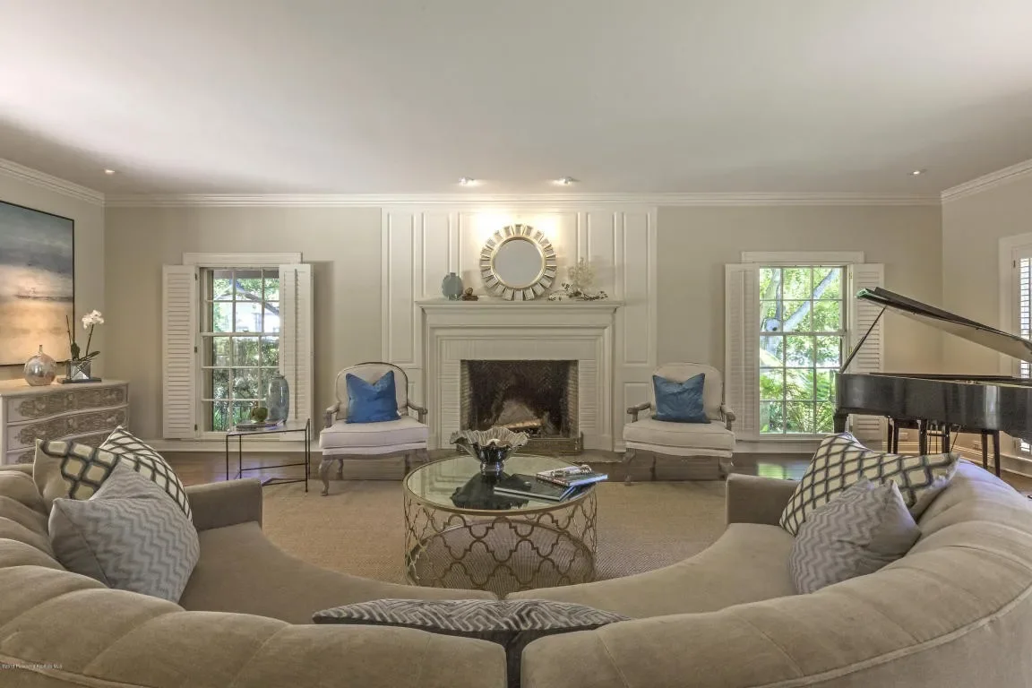 1351 Bedford Rd 006.webp