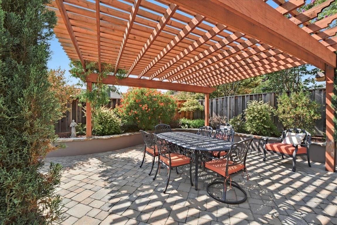 5970 Thorntree Dr 045.jpg