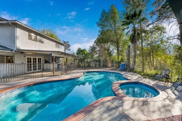 4115 Patrick Henry Pl 032.webp