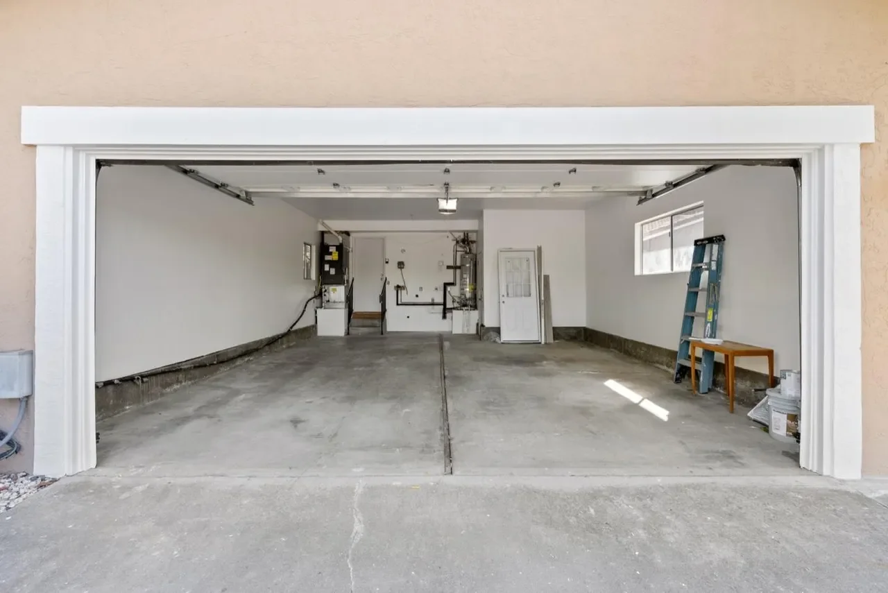 6672 Hampton Dr 040.webp