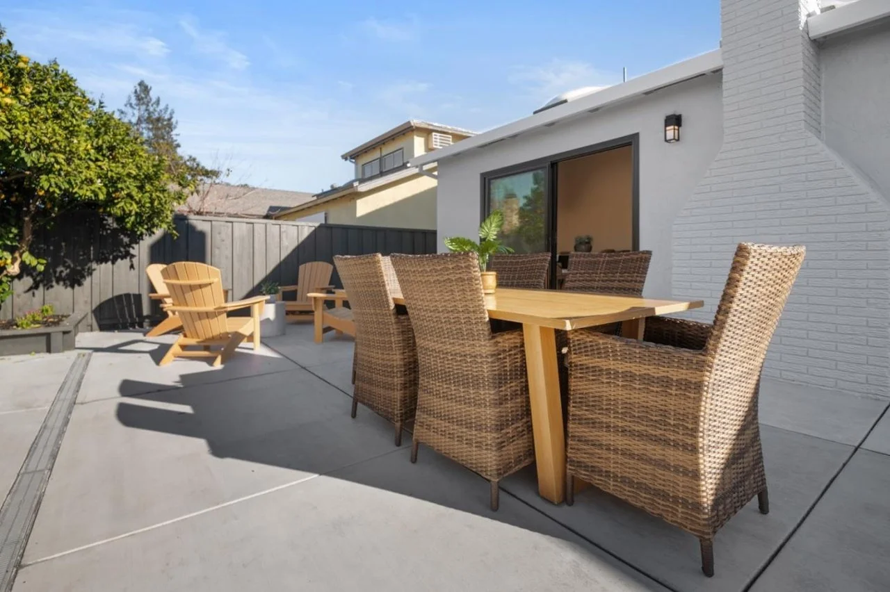 659 Meadow Creek Dr 070.jpg