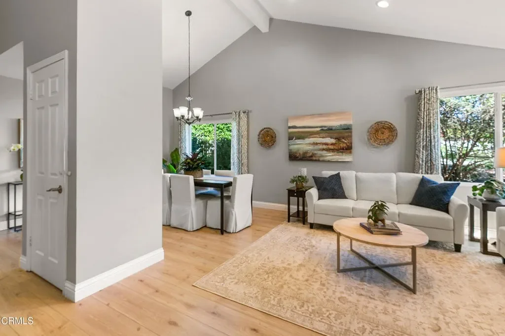 2217 Laurelwood Dr 011.webp