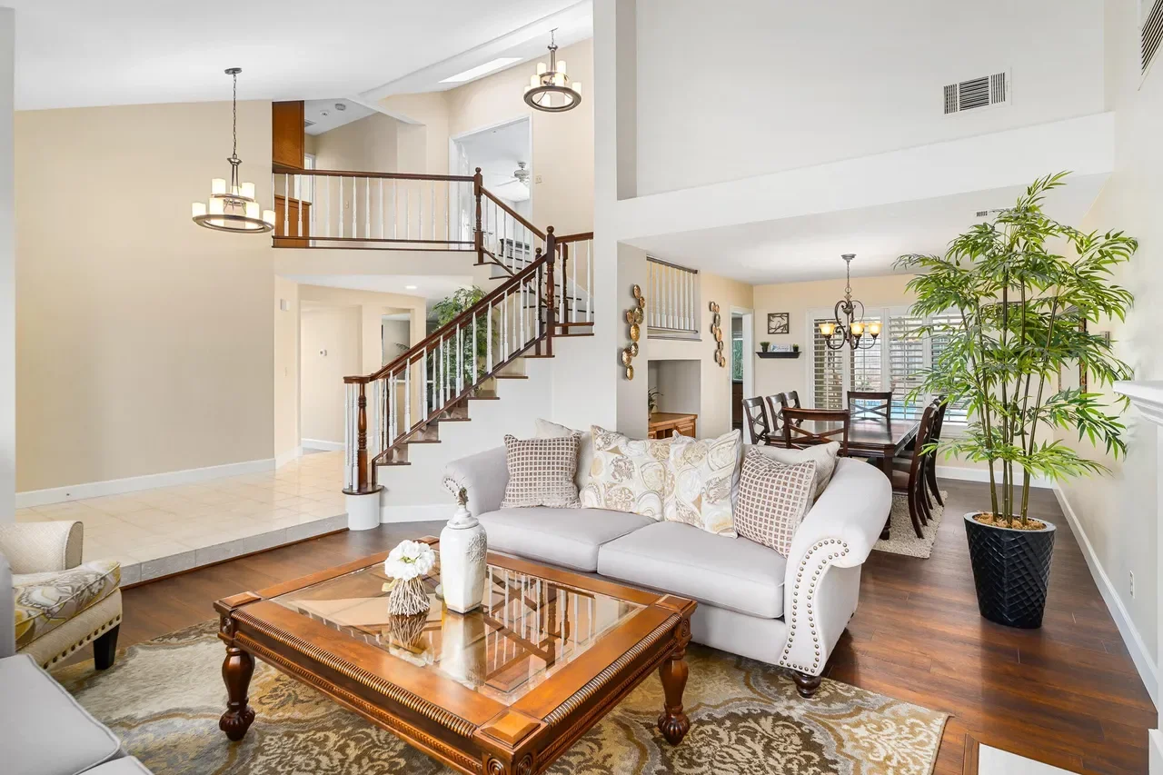 41245 Sequoia Ave 013.webp