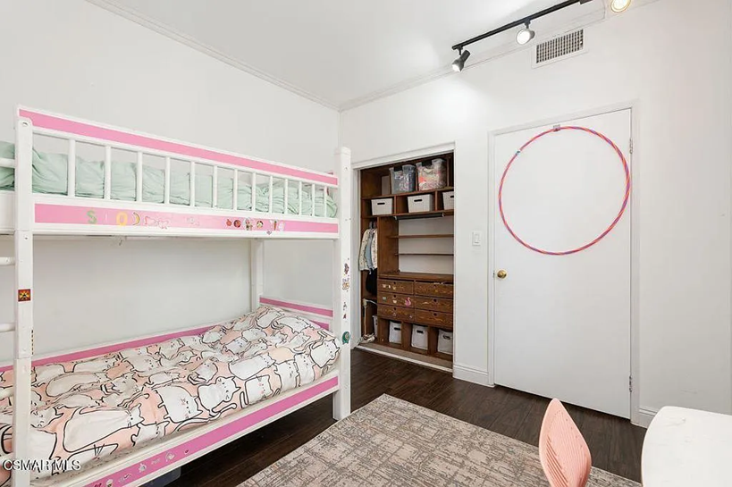 2716 Borchard 012.png