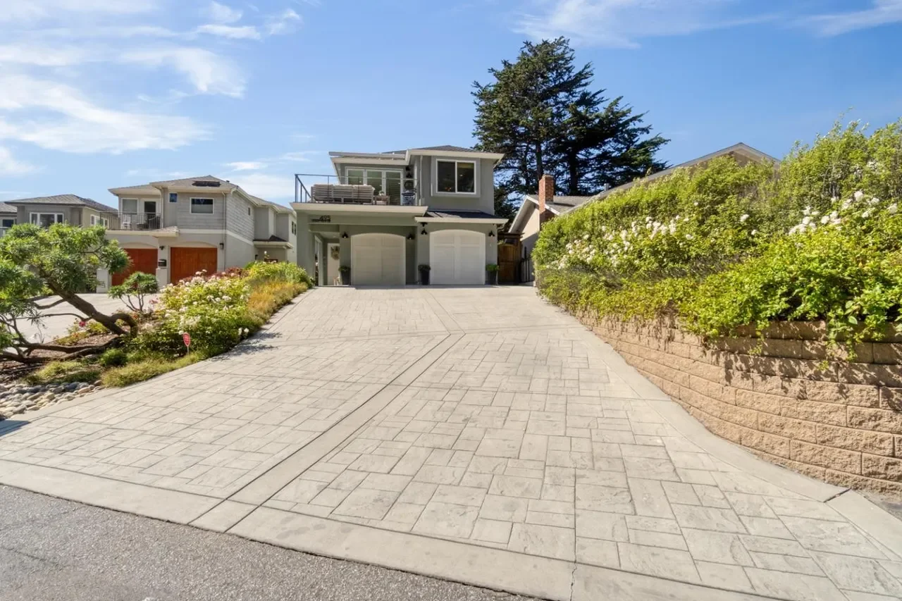 495 Coastview Dr 044.webp