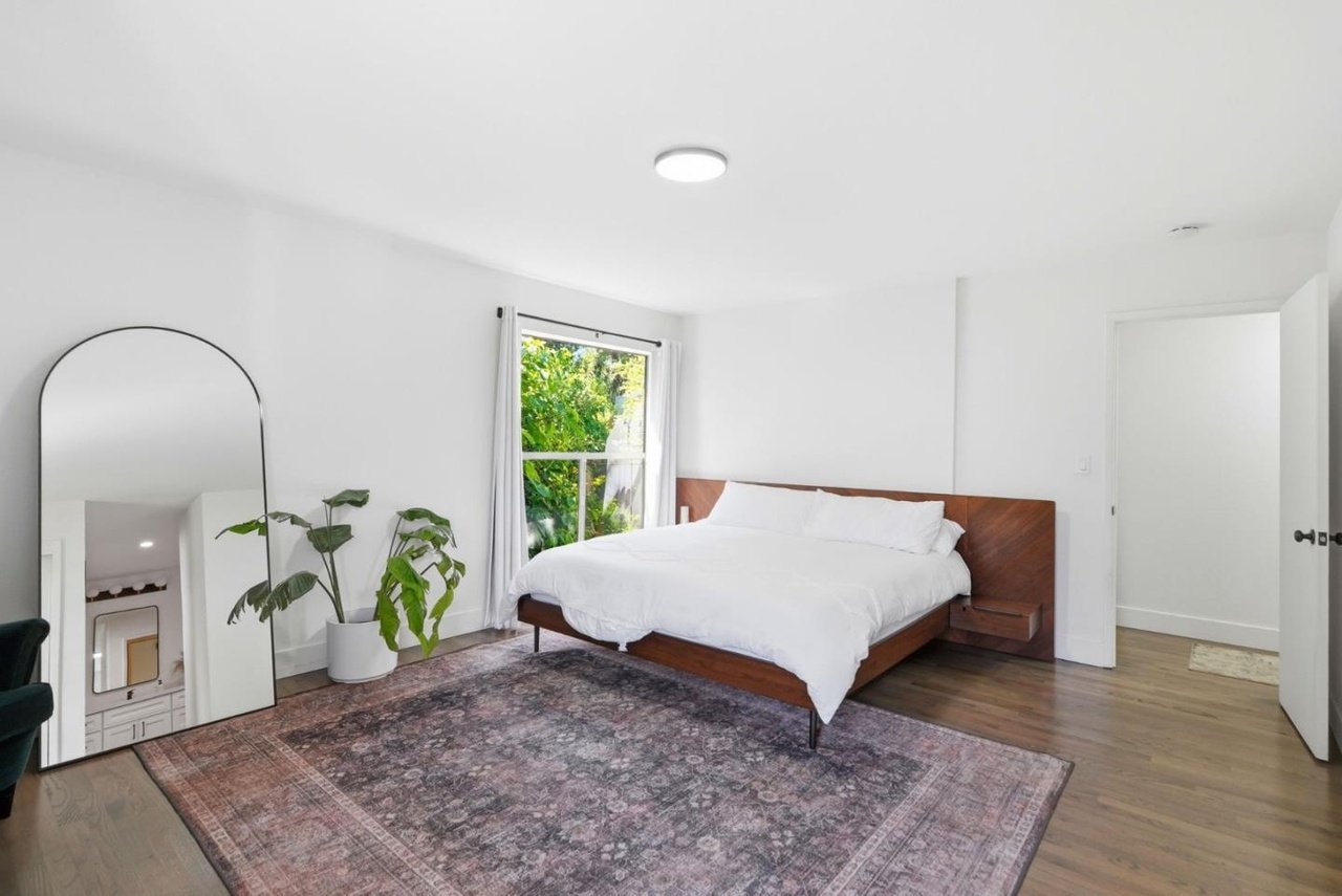 4206 Huntington St 042.jpg