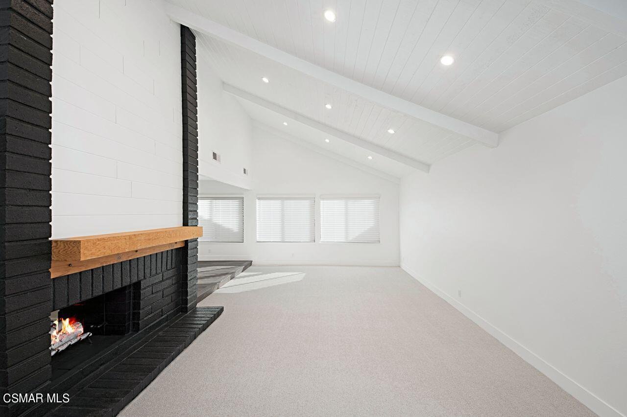 3295 S Allegheny Ct 003.jpg