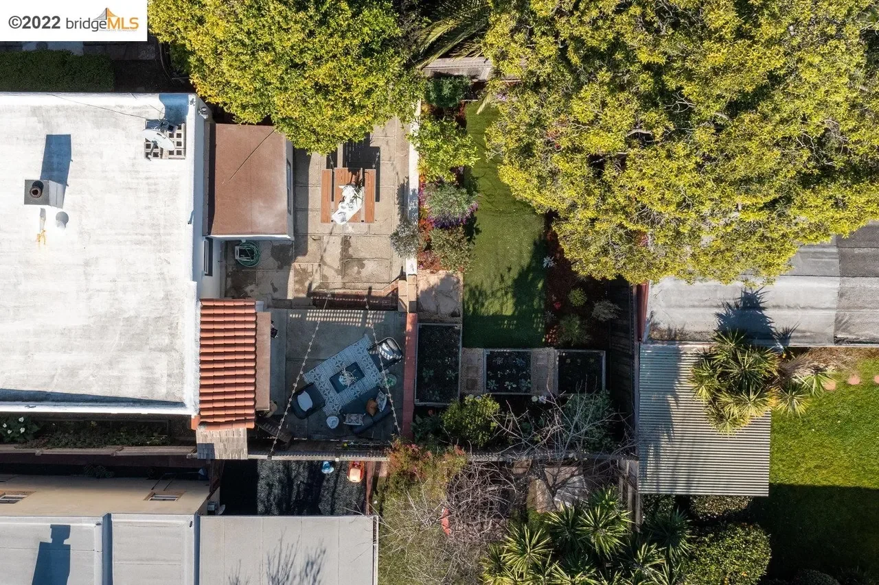 5336 Walnut St 035.webp