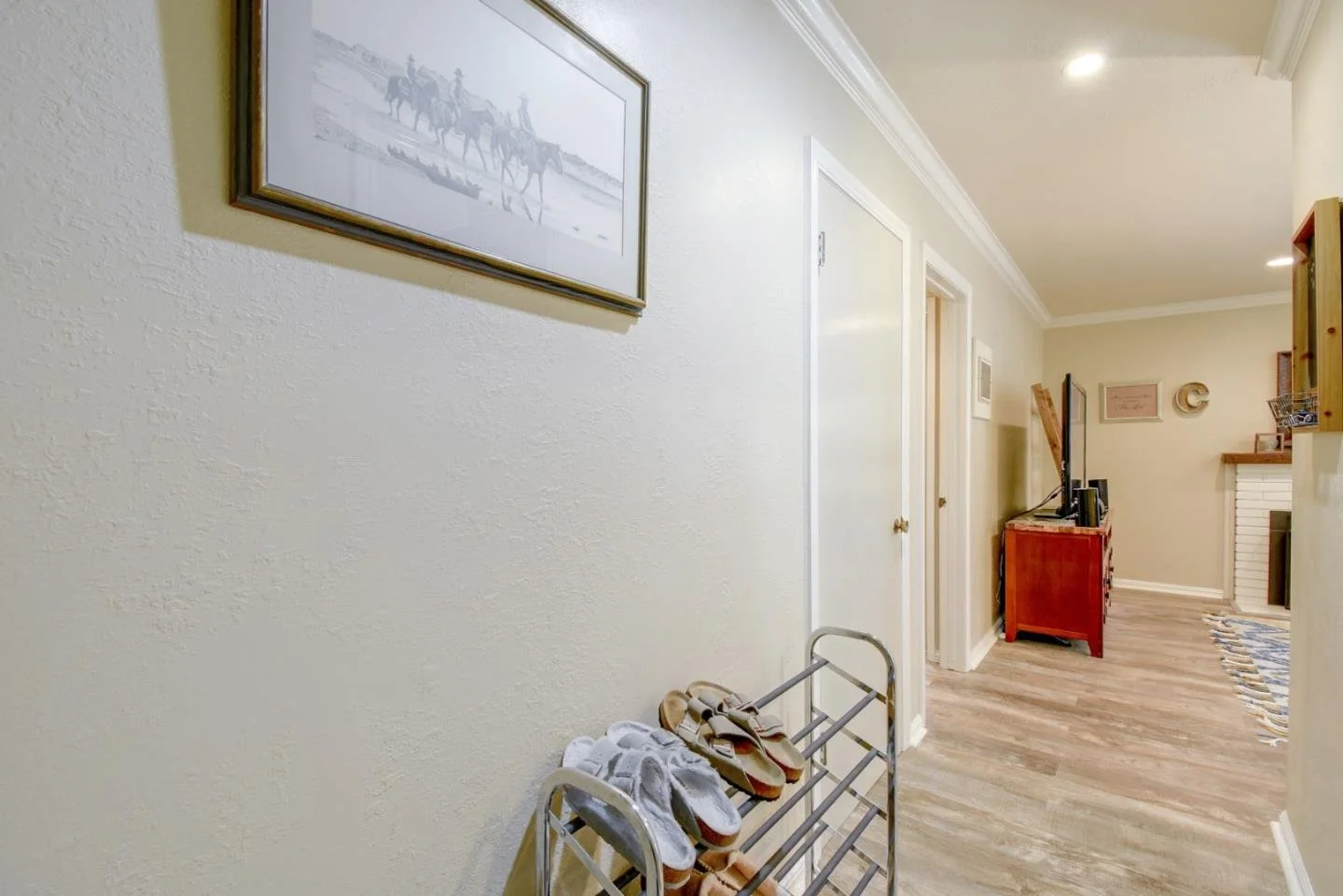 378 Flynn Ave 008.jpg