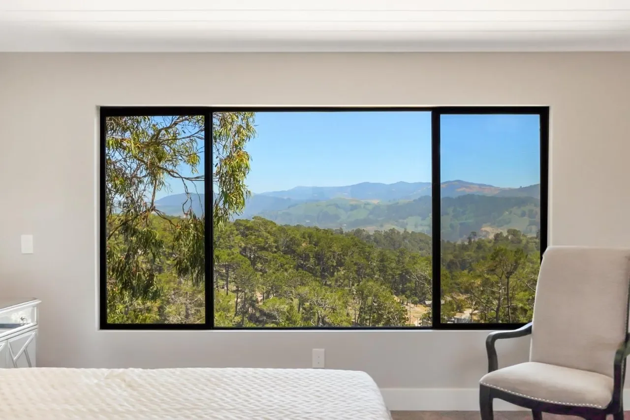 25075 Outlook Dr 024.webp