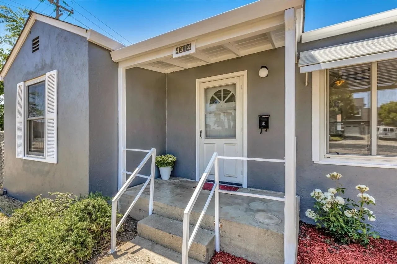 4314 Cheeney St 002.webp