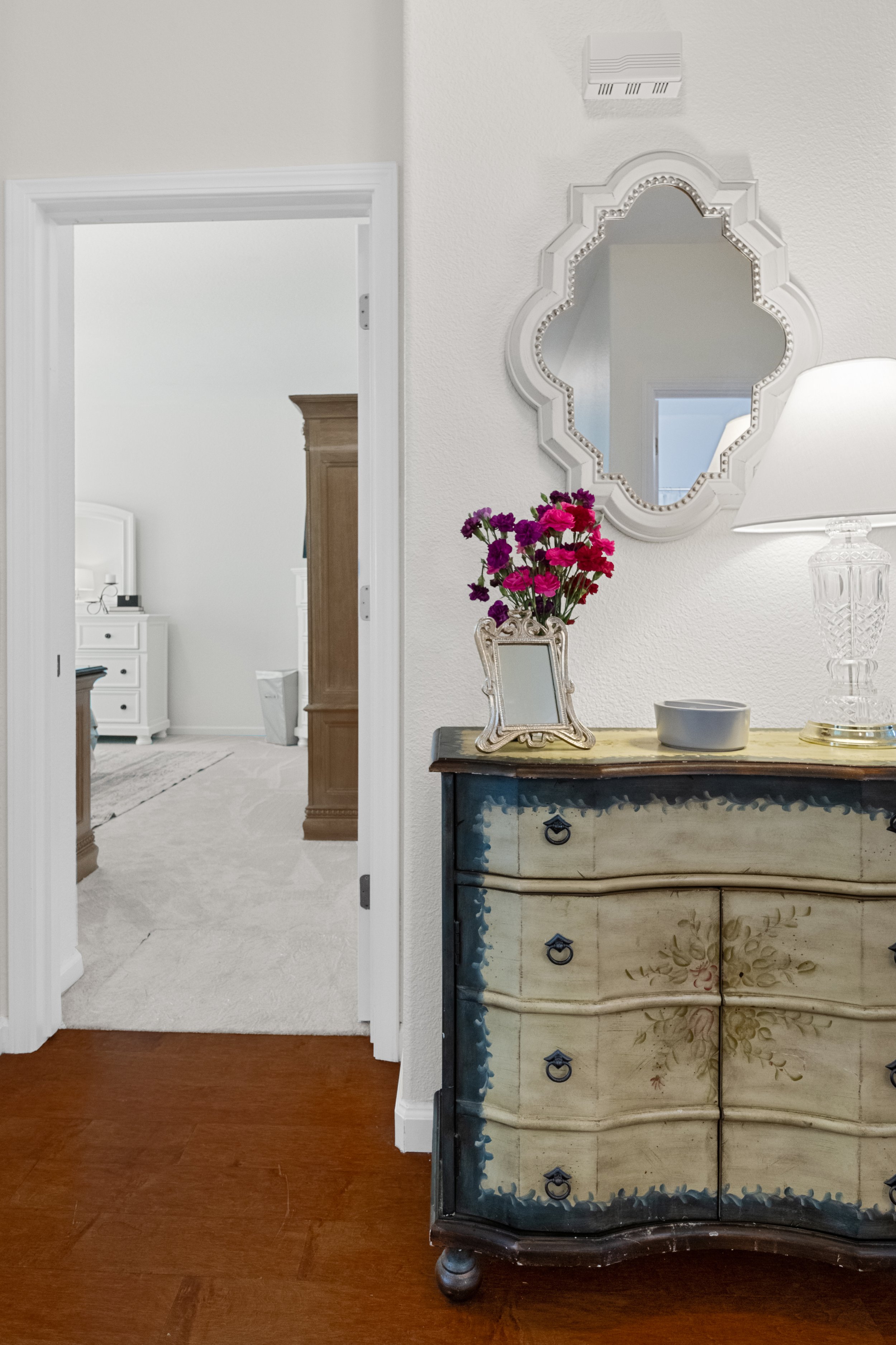 1112 Park West Dr hall copy.jpg