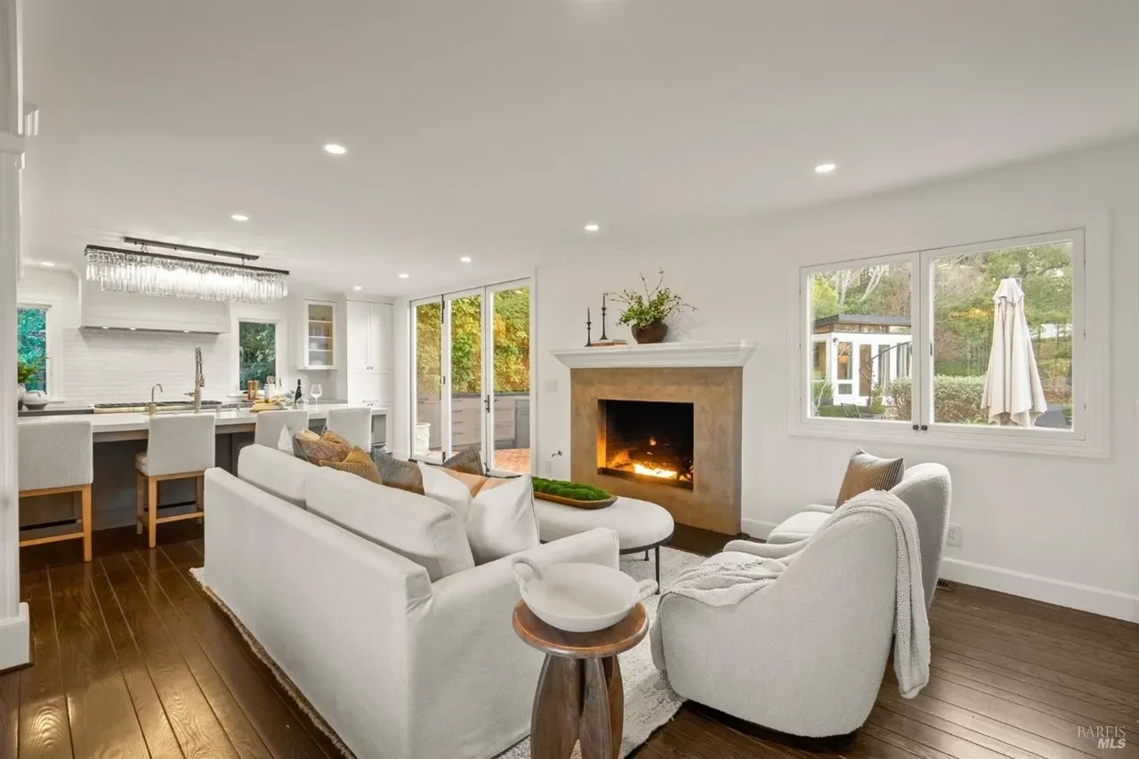 8 Nightingale Lane 014.webp