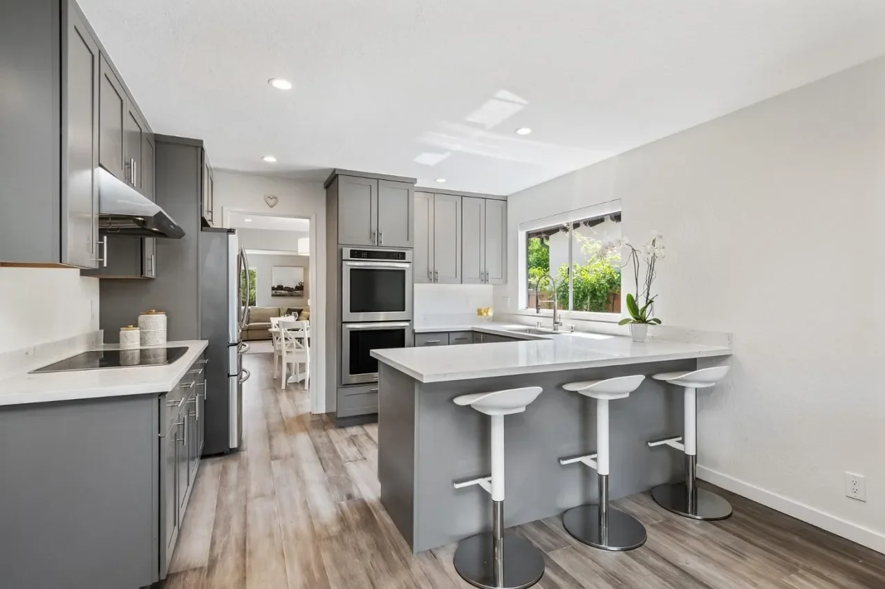 450 Beresford Ave 010.webp