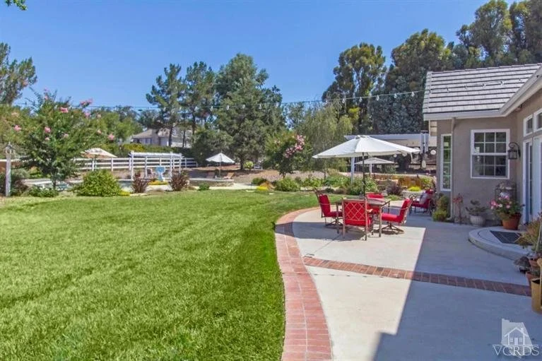 857 Calle Laredo 040.jpg