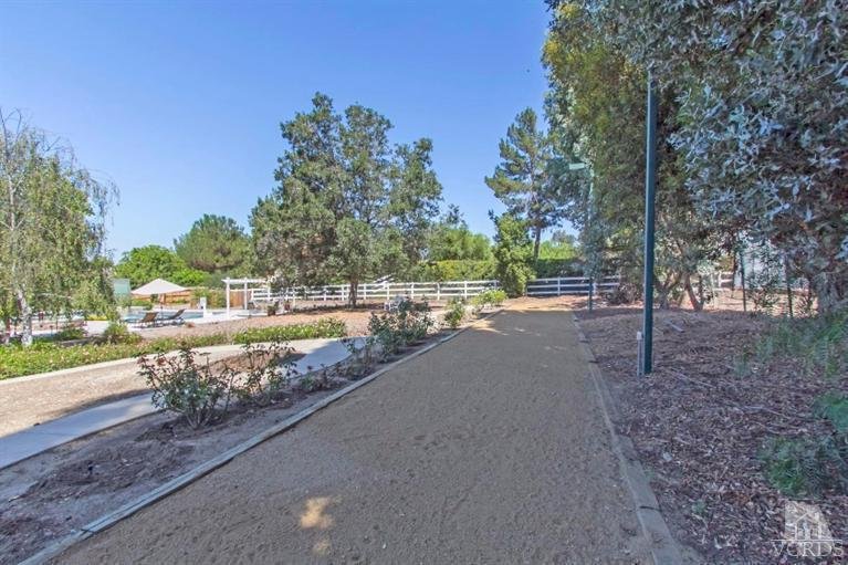 857 Calle Laredo 045.jpg