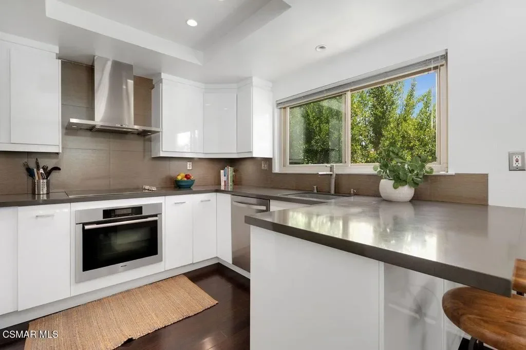 202 Estrellita Ln 002.webp