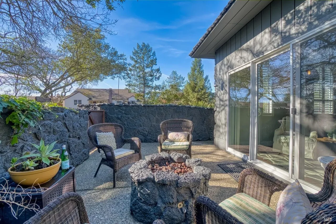 3654 Alta Vista Ave 054.webp