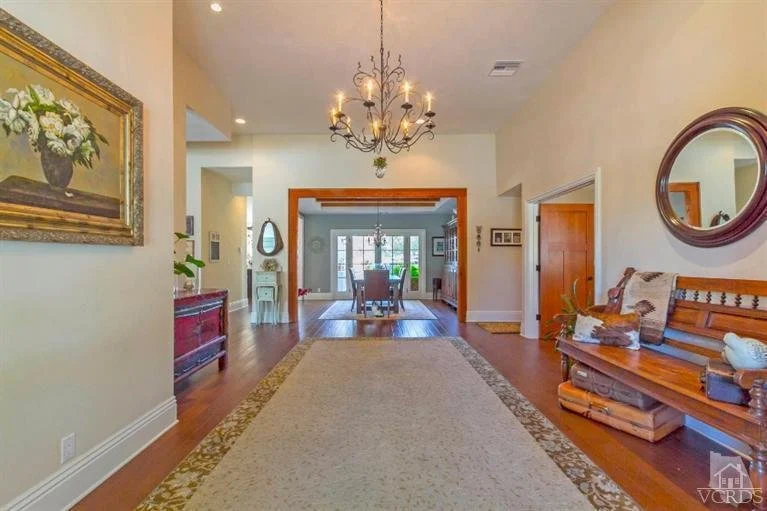 857 Calle Laredo 004.jpg