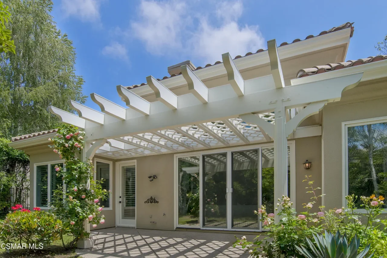 267 Stonecreek Ct 037.webp