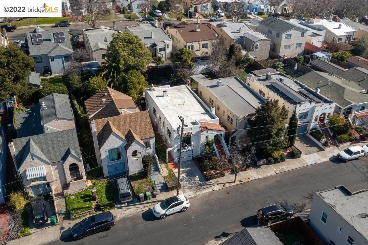 5336 Walnut St 033.webp